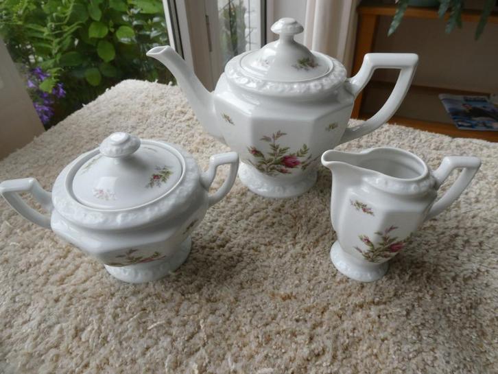 te koop Rosenthal servies, Huis en Inrichting, Keuken | Servies, Zo goed als nieuw, Overige typen, Overige stijlen, Porselein