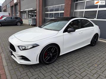 Mercedes-Benz A-klasse A200 AMG Limo LED Pano Camera Sfeer beschikbaar voor biedingen