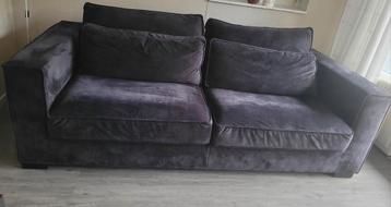Zwarte Fluwelen Bank met poef beschikbaar voor biedingen