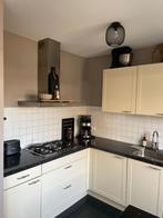 Hoek Keuken met composiet aanrechtblad, Huis en Inrichting, Keuken | Keukenelementen, Ophalen, Gebruikt, Crème, Minder dan 100 cm