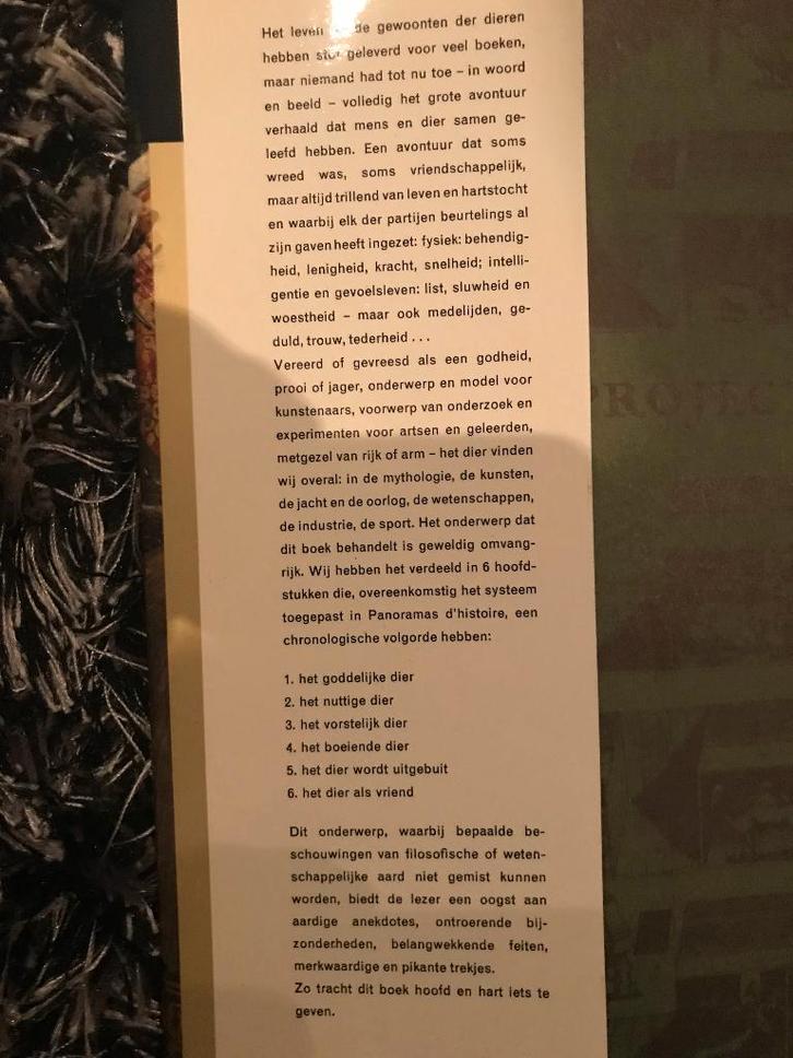 Strijd en leven met de dieren, Boeken, Literatuur, Gelezen, Ophalen of Verzenden