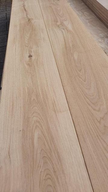 RESTPARTIJ 34,9 M2 EIKEN MULTITOP 22 CM BREED EXTRA DIK beschikbaar voor biedingen