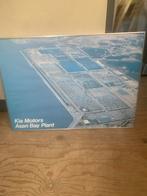 6 sterke Aluminium Fotolijsten Kia & Mitsubishi, Gebruikt, Metaal of Aluminium, Ophalen of Verzenden, Minder dan 50 cm