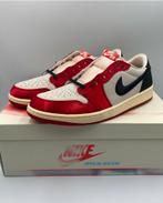 Jordan 1 low trophy room maat 44, Kleding | Heren, Schoenen, Overige kleuren, Nike Jordan, Nieuw, Ophalen of Verzenden