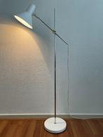 Vintage jaren '70 vloerlamp, Huis en Inrichting, Lampen | Vloerlampen, 100 tot 150 cm, Ophalen of Verzenden, Zo goed als nieuw
