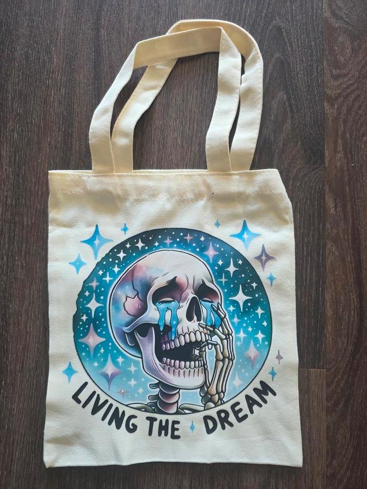 Tote Bag - Living the Dream, Sieraden, Tassen en Uiterlijk, Tassen | Damestassen, Nieuw, Shopper, Beige, Ophalen of Verzenden