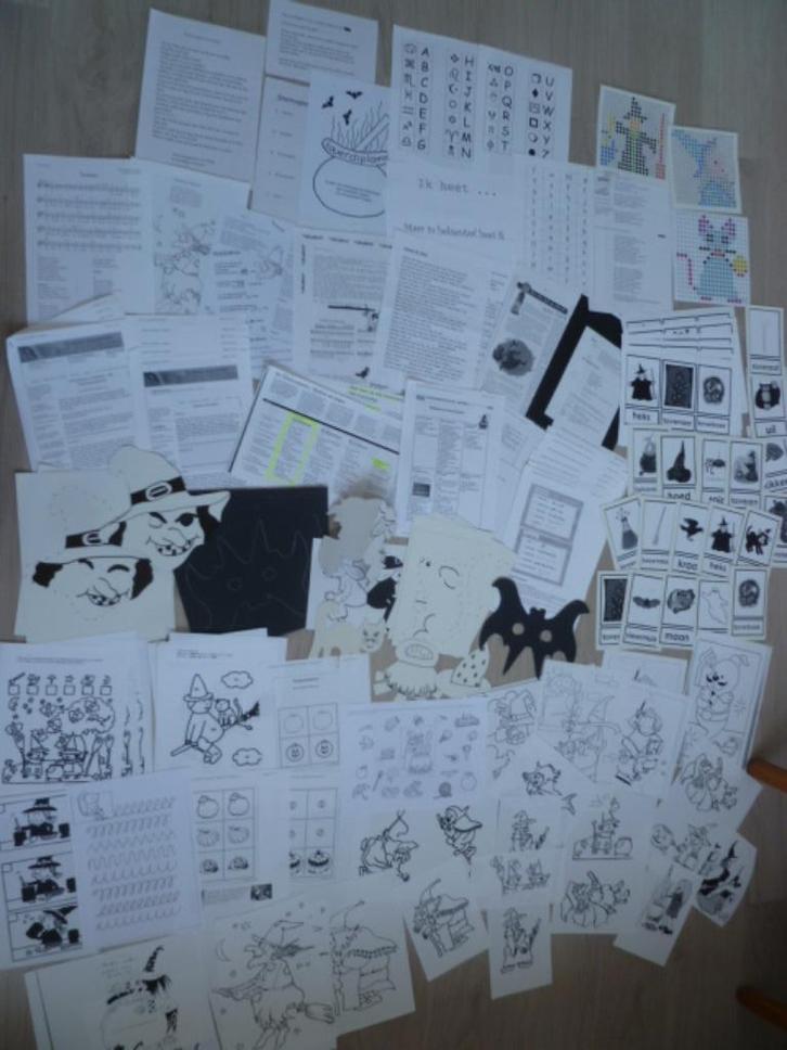 Toveren / Heks thema Diverse materialen + z/w woordkaarten., Kinderen en Baby's, Speelgoed | Educatief en Creatief, Zo goed als nieuw