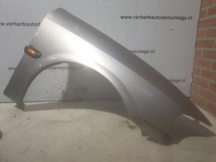 Spatbord Rechts Voor Opel Vectra B (36) (1995-10/2000-09), Auto-onderdelen, Carrosserie en Plaatwerk, Opel, Gebruikt