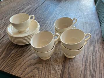 7x Wedgewood koppen met schotel beschikbaar voor biedingen