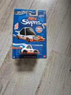Hot Wheels Tooned. 94 Toyota Supra MK4 wit gulf, Hobby en Vrije tijd, Modelauto's | Overige schalen, Ophalen of Verzenden, Nieuw