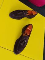 Santoni Suede  Instap schoenen met bruine kleur maat 7 / 5, Bruin, Zo goed als nieuw, Loafers, Santoni