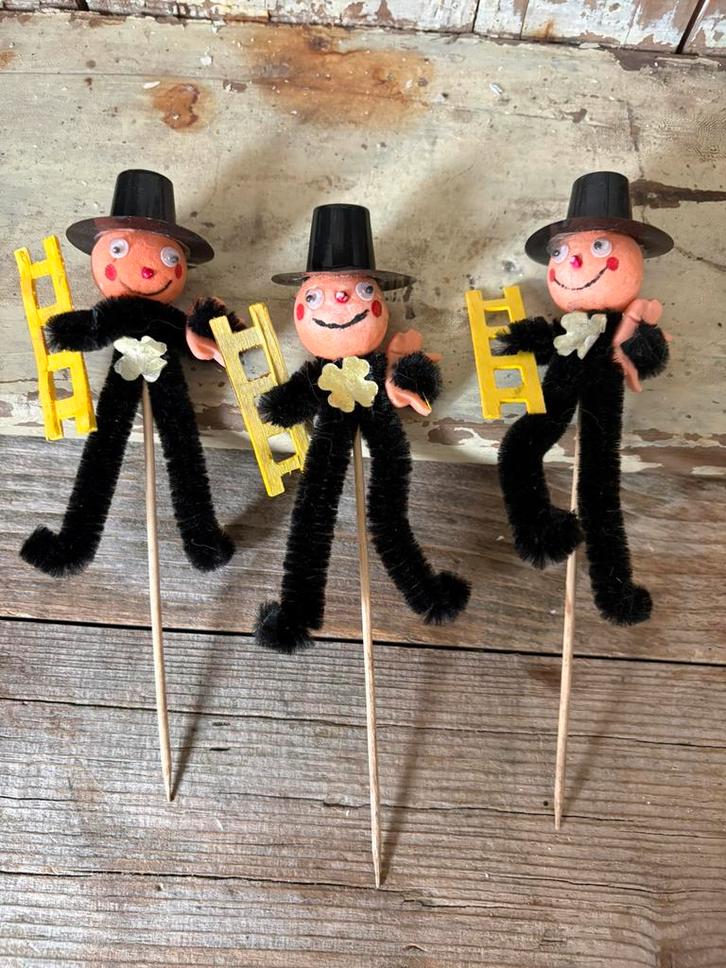 3 schoorsteenvegers met biggetjes, Diversen, Kerst, Gebruikt, Ophalen of Verzenden