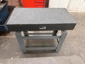 Meettafel graniet Crown Windley beschikbaar voor biedingen