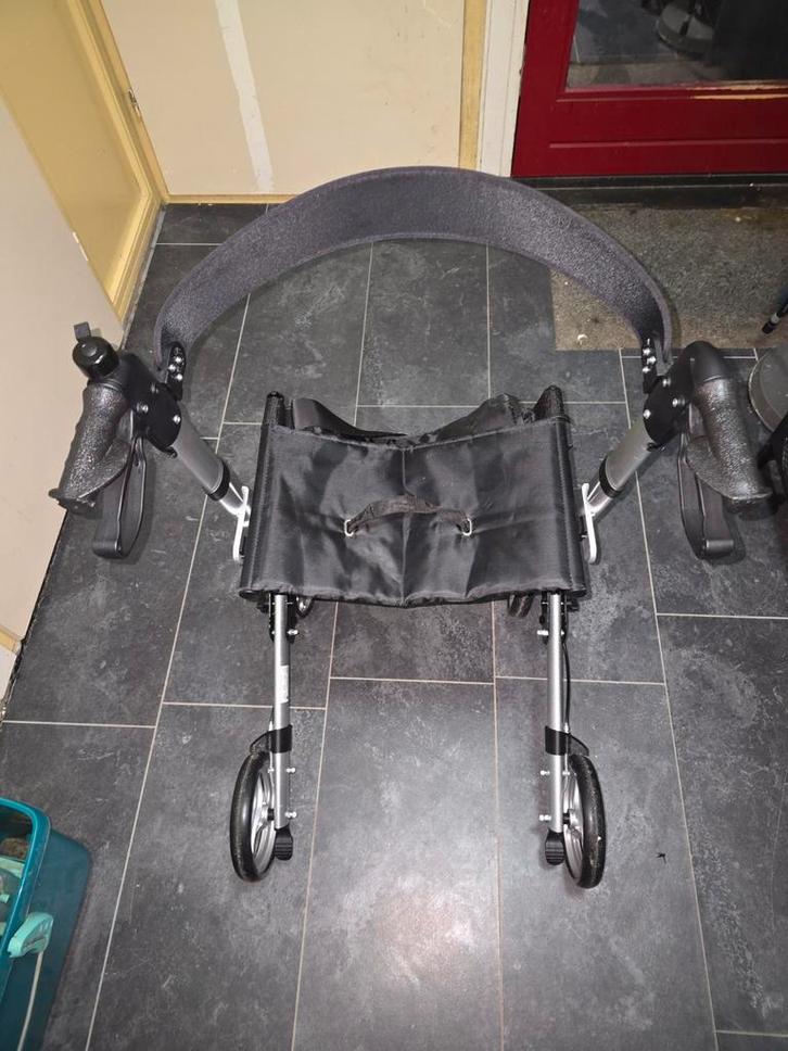 Goede rollator, Diversen, Looprekken, Zo goed als nieuw, Lichtgewicht, Ophalen
