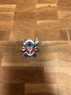 Stitch kerst disney pin, Verzamelen, Disney, Ophalen of Verzenden, Overige figuren, Zo goed als nieuw, Beeldje of Figuurtje