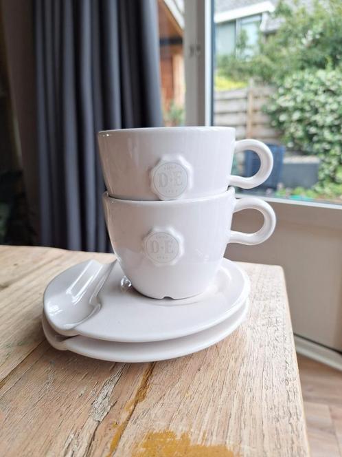 2 kop en schotel Douwe Egberts/ Mosa, Huis en Inrichting, Keuken | Servies, Zo goed als nieuw, Kop(pen) en/of Schotel(s), Overige stijlen