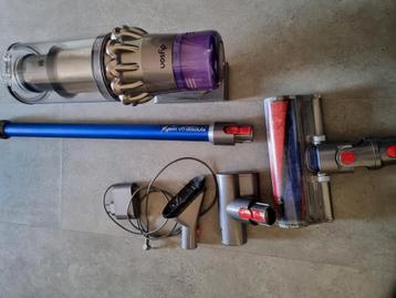 Dyson v11 absolute steelstofzuiger  beschikbaar voor biedingen