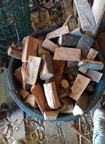 Rookhout appel chunks beschikbaar voor biedingen