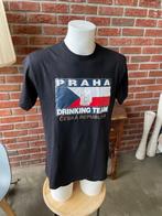 Praha drinking team T-Shirt maat L - Praag bier team, Maat 52/54 (L), Douwenmaat 8-3 Meppel, Info@again.nu, Zwart
