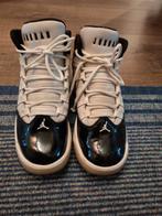 Jordan Air Max Aura Black White - Maat 37.5, Zwart, Ophalen of Verzenden, Zo goed als nieuw, Jordan