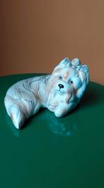 Vintage porseleinen beeldje van een Yorkshire Terriër, Verzamelen, Beelden en Beeldjes, Ophalen of Verzenden, Zo goed als nieuw