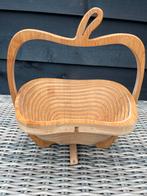 Houten Appelschaal / Mand/fruitschaal /onderzetter  wenko, Schaal, Ophalen of Verzenden, Zo goed als nieuw, Ovaal