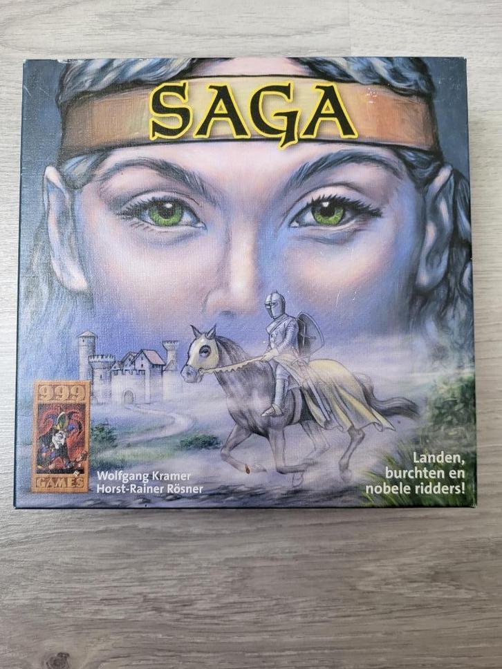 saga kaartspel, Hobby en Vrije tijd, Gezelschapsspellen | Kaartspellen, Zo goed als nieuw, Ophalen of Verzenden