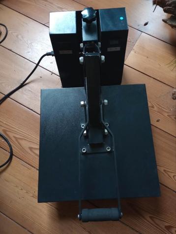 Zo Goed Als Nieuwe Hittepers Machine beschikbaar voor biedingen