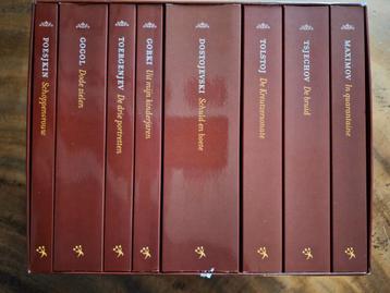 8 Russische meesterwerken boeken in bundel - ongelezen beschikbaar voor biedingen