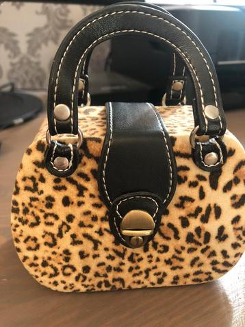Schattig Sieradendoosje hardcase panterprint als NIEUW beschikbaar voor biedingen