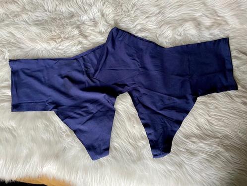 Blauw naadloze string / slipje - M & L (2 st.), Kleding | Dames, Ondergoed en Lingerie, String, Blauw, Verzenden