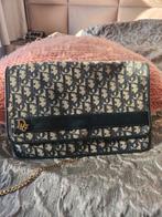 Vintage Dior Montaigne Tas, Sieraden, Tassen en Uiterlijk, Tassen | Damestassen, Ophalen of Verzenden, Gebruikt, Blauw, Schoudertasje