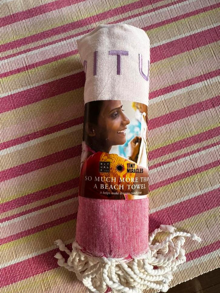 Rituals beachtowel / hammamdoek, Huis en Inrichting, Badkamer | Badtextiel en Accessoires, Nieuw, Overige typen, Roze, Ophalen of Verzenden