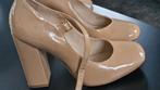 Hele nette schoenen van Topshop., Kleding | Dames, Trouwkleding en Trouwaccessoires, Schoenen, Topshop, Beige, Ophalen of Verzenden
