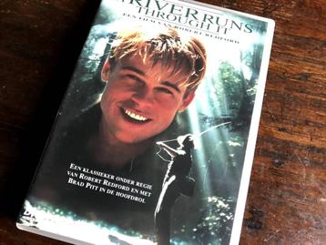 A RIVER RUNS THROUGH IT - Robert Redford (Brad Pitt) NL DVD beschikbaar voor biedingen