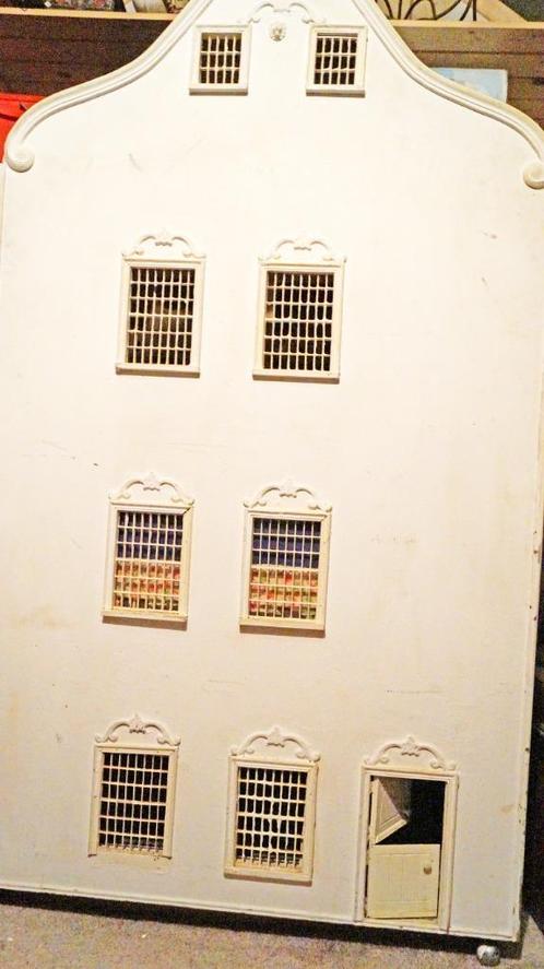 Poppenhuis. Zeer groot model. (143 cm hoog). rond 1900, Antiek en Kunst, Curiosa en Brocante, Ophalen of Verzenden