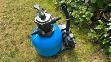 Perfect werkende zandfilter pomp met glasvulling zf400 beschikbaar voor biedingen