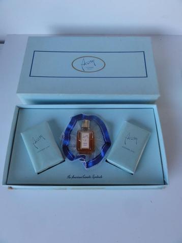 2 VINTAGE geschenkdozen Acosy : Lavendel en Green Blossom beschikbaar voor biedingen