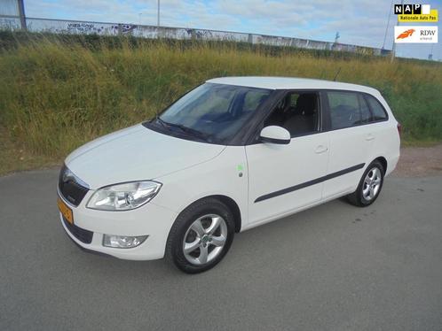 Skoda Fabia Combi Skoda Fabia 1.2 tdi staion airco lmv expor, Auto's, Skoda, Te koop, Fabia, ABS, Airbags, Airconditioning, Boordcomputer