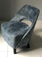 2 hippe club chairs in petrol; design en comfi, Huis en Inrichting, Stoelen, Twee, Blauw, Design, Zo goed als nieuw