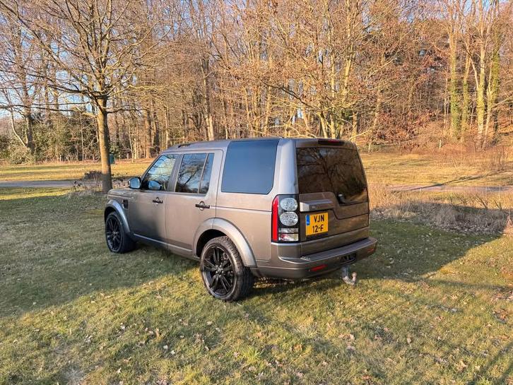 Land Rover Discovery 2016 Grijs, Auto's, Bestelauto's, Particulier, 4x4, Achteruitrijcamera, Adaptive Cruise Control, Airconditioning