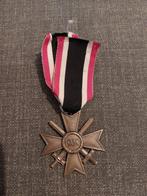 KVK met zwaarden, Verzamelen, Militaria | Tweede Wereldoorlog, Ophalen of Verzenden, Duitsland, Lintje, Medaille of Wings