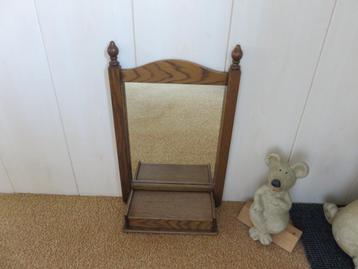 Mooie oude eiken spiegel met kammenbakje beschikbaar voor biedingen