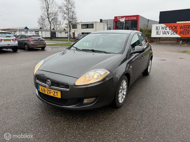 Fiat Bravo 1.4 T-Jet Corporate Incl een nieuwe APK!, Auto's, Fiat, Bedrijf, Te koop, Bravo, ABS, Airbags, Airconditioning, Alarm