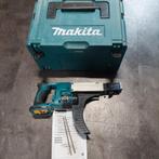 Makita schroefautomaat DRF550 18V met 6 dozen schroeven., Ophalen, Zo goed als nieuw, 600 watt of meer, Boor- en Schroefmachine