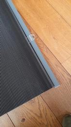 Plissegordijnen , verduisterend, grijs, Huis en Inrichting, Stoffering | Gordijnen en Lamellen, Ophalen, Gebruikt, 100 tot 150 cm