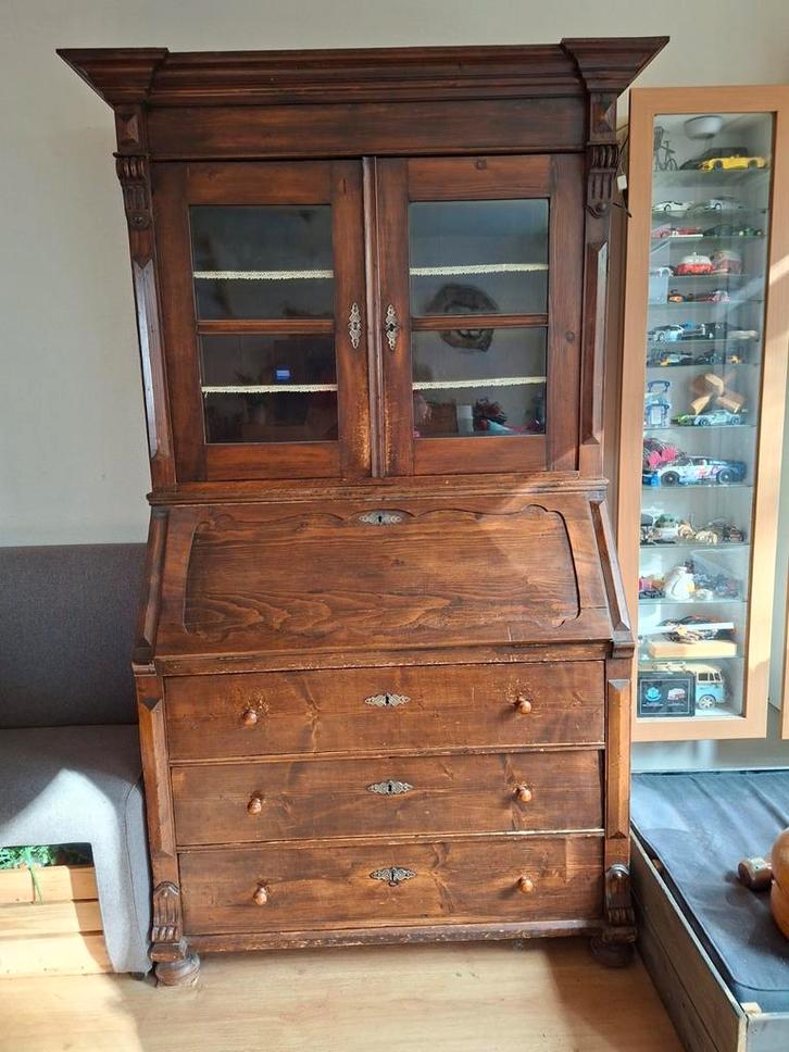 Oude kast, Antiek en Kunst, Antiek | Meubels | Kasten, Ophalen