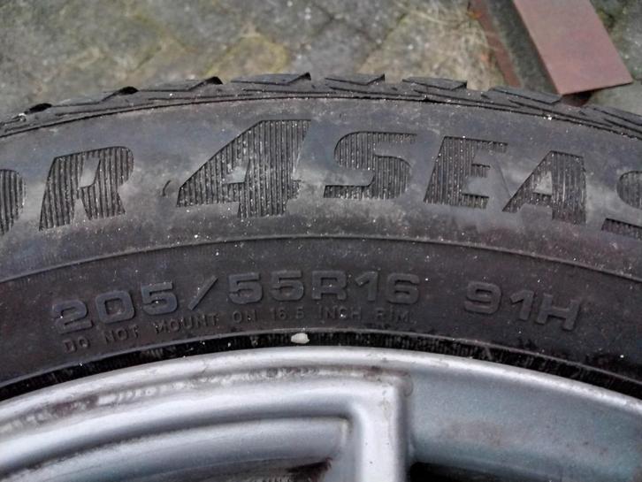 4 mercedes  alu velgen  met Goodyear banden., Auto-onderdelen, Banden en Velgen, Banden en Velgen, Zomerbanden, 18 inch, 225 mm