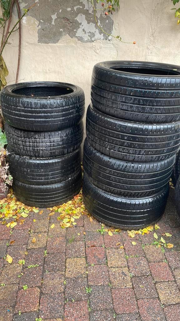 Banden en een set velgen met banden, Auto-onderdelen, Banden en Velgen, Banden en Velgen, Zomerbanden, 21 inch, 275 mm, Personenwagen