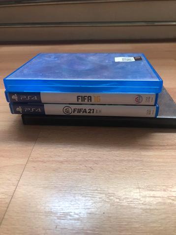 PlayStation 4 en 5 games FIFA beschikbaar voor biedingen